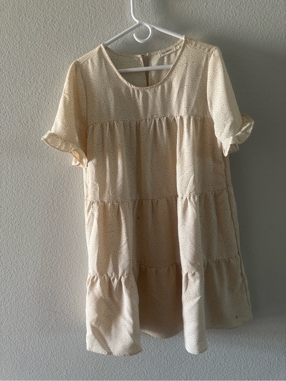 Blu Pepper White and Tan Dress Large